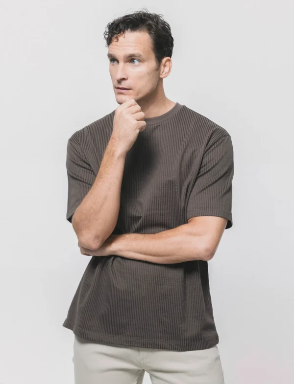 T-shirt με στρογγυλή λαιμόκοψη