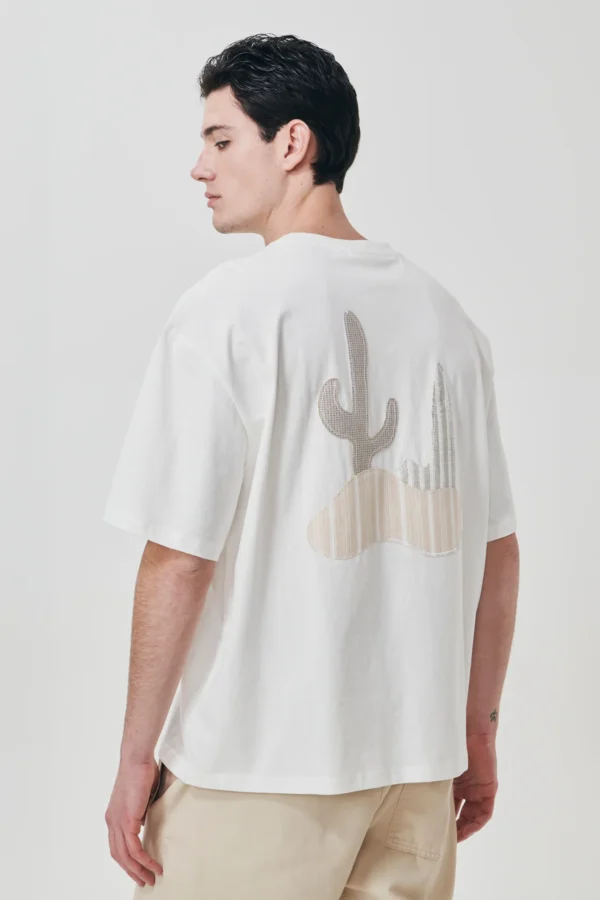 T-shirt με στρογγυλή λαιμόκοψη