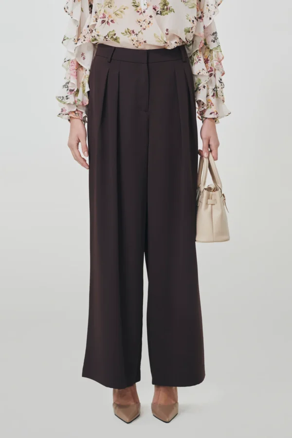 Παντελόνι με ίσιο μπατζάκι