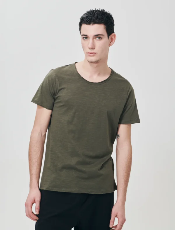 T-shirt με στρογγυλή λαιμόκοψη