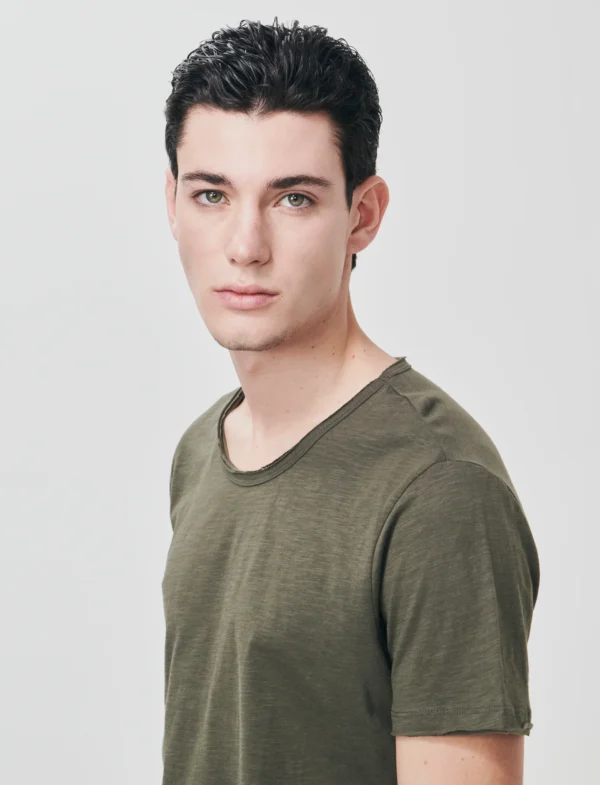 T-shirt με στρογγυλή λαιμόκοψη