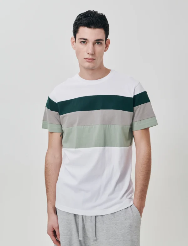 T-shirt με στρογγυλή λαιμόκοψη