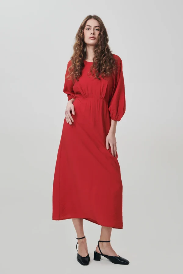 Μακρύ φόρεμα