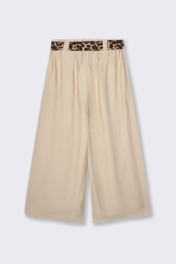 Φαρδύ παντελόνι με λάστιχο και ζώνη