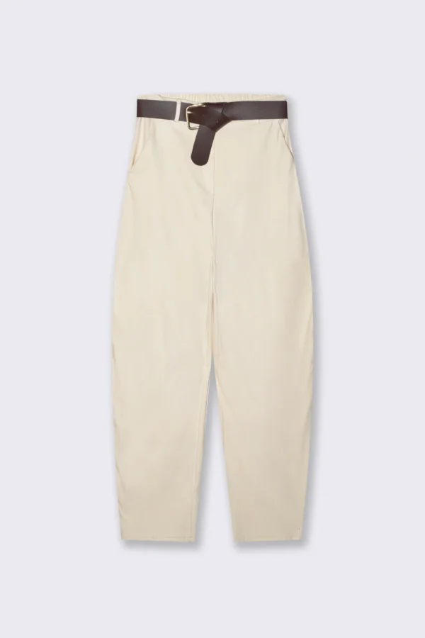 Παντελόνι με ζώνη
